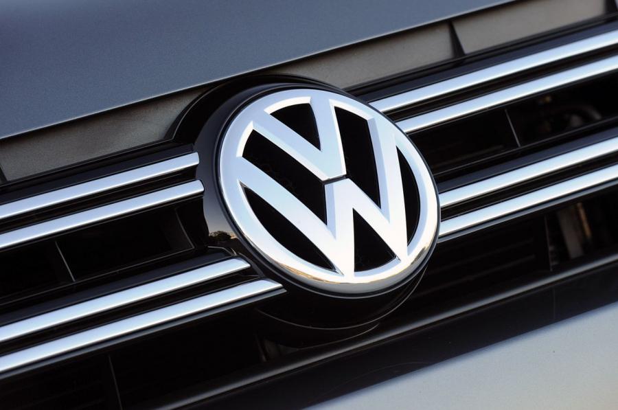  Volkswagen Tiguan 2011 года  (фото 40 из 146)